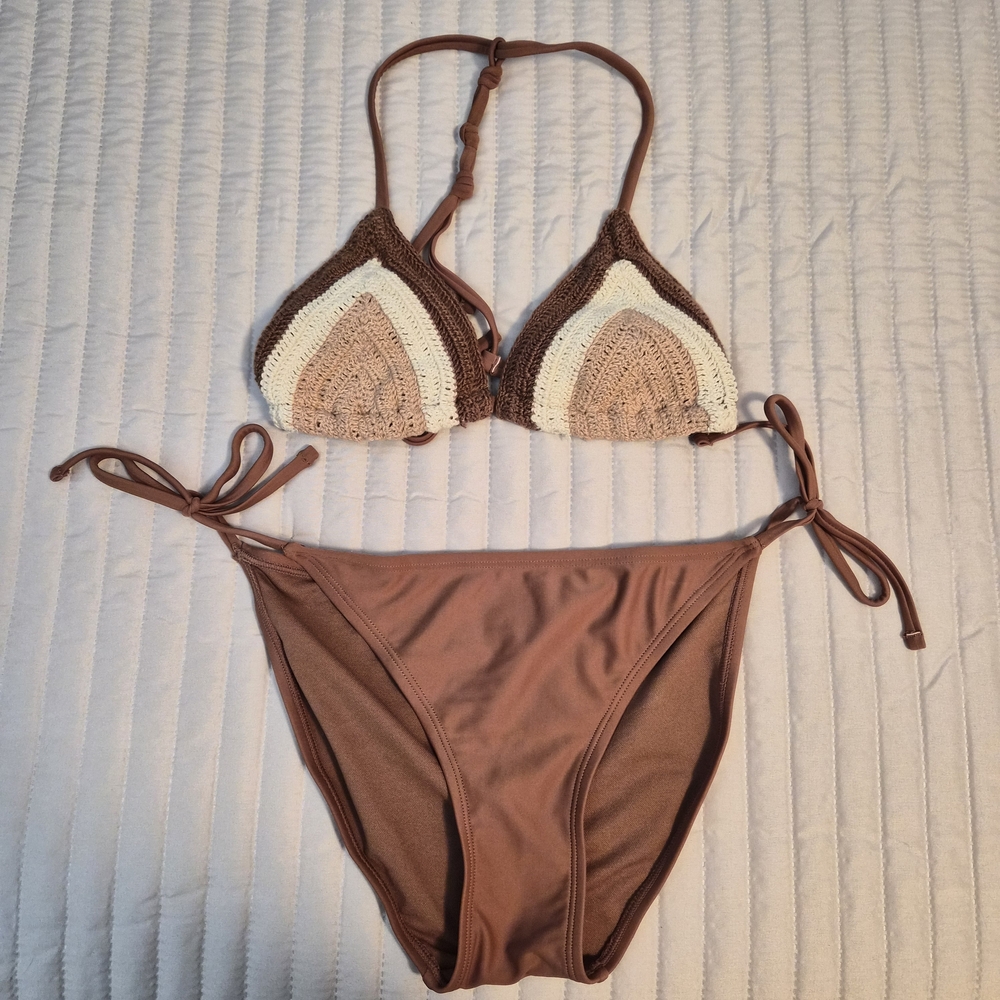 Xhilaration Brown and Cream Croshet Bikini Set SMALL TOP, MEDIUM BOTTOM